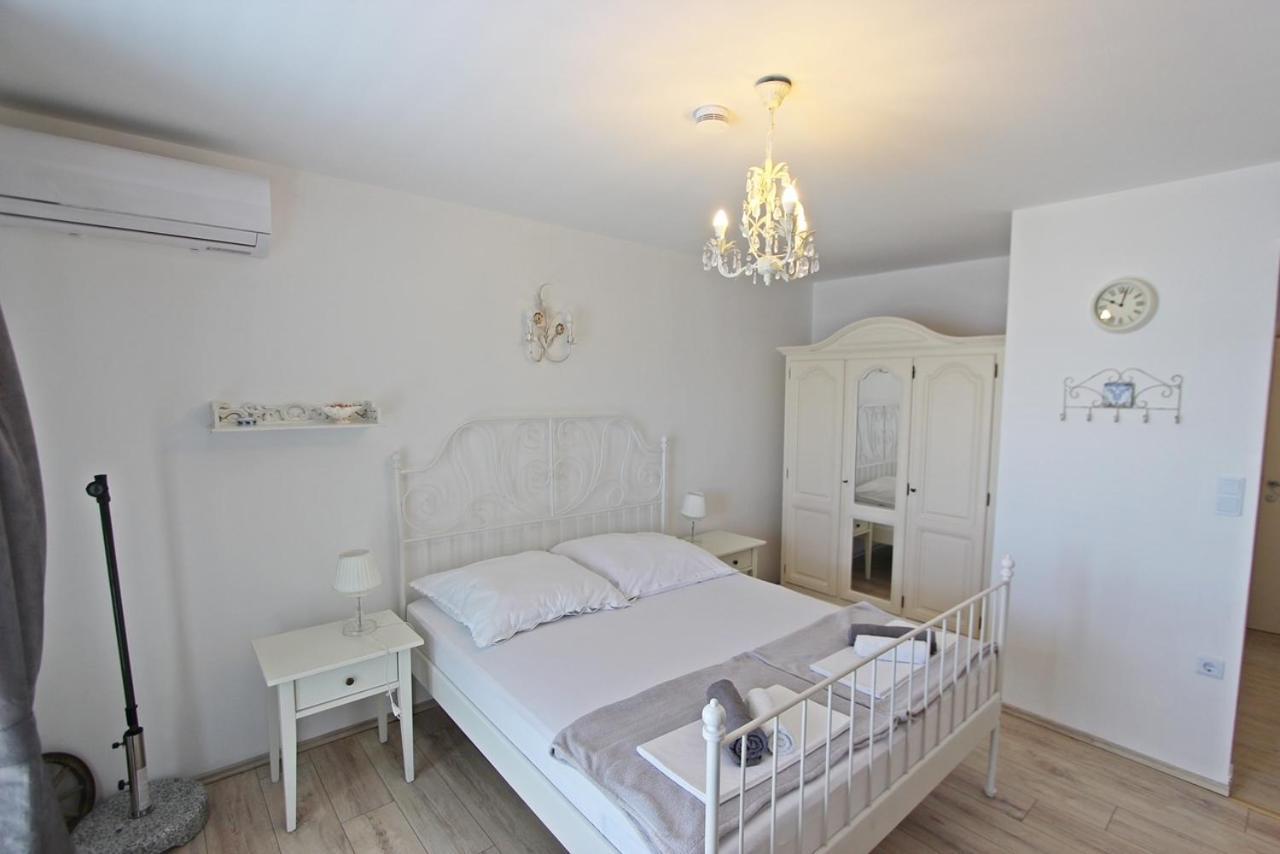 Villa Danica Murter Betina  Dış mekan fotoğraf